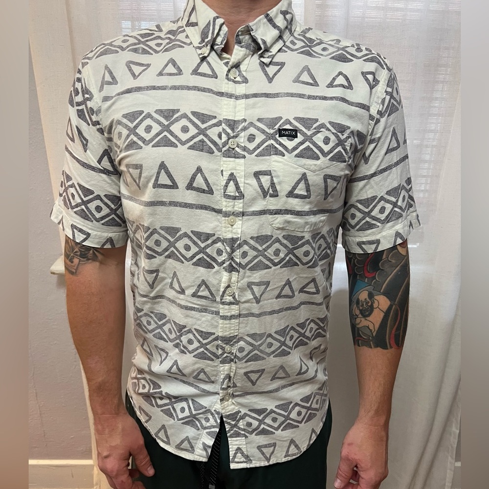 Matix - L - Men’s short sleeve button down